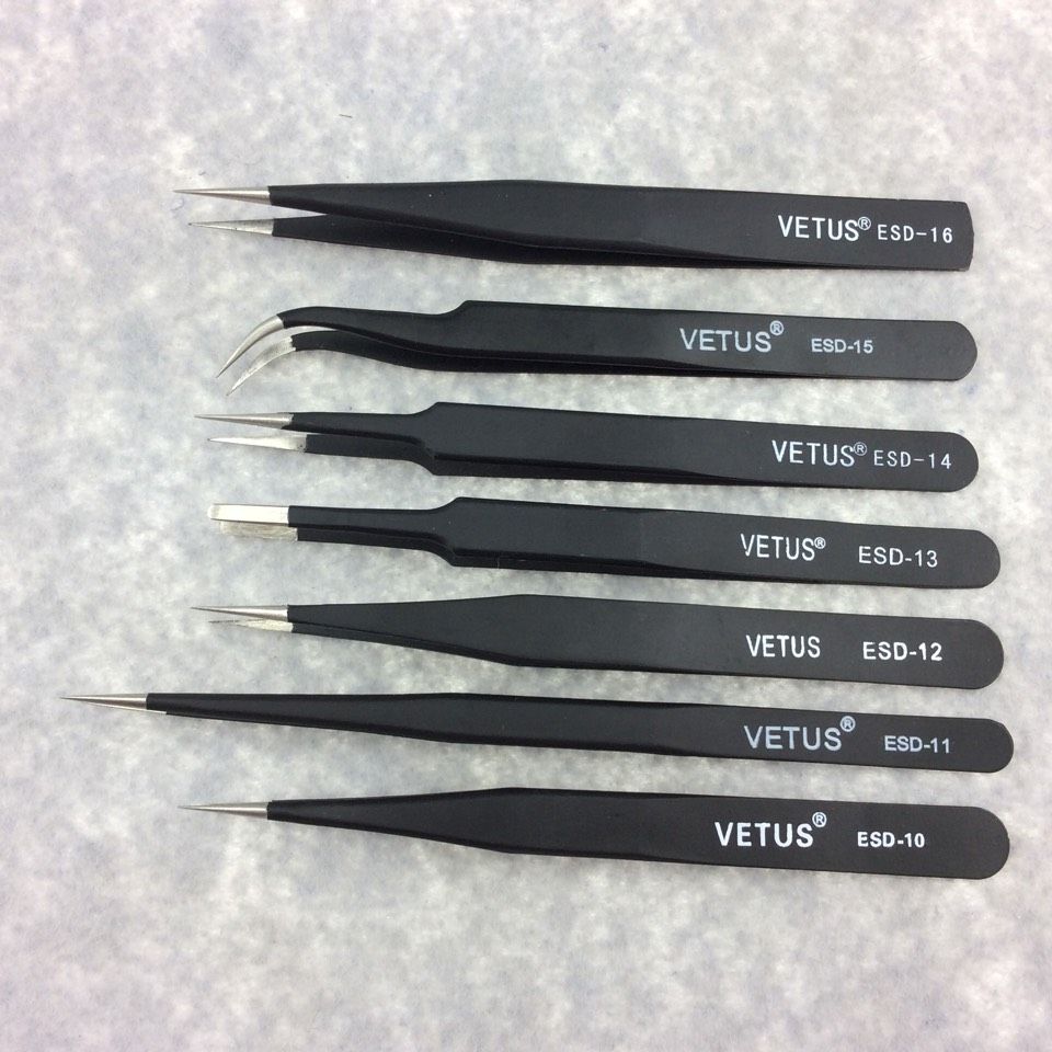 Ang mga anti-static tweezers ba ay conductive?